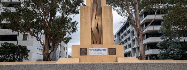 The Rats of Tobruk Memorial, Anzac Parade, Campbell. 