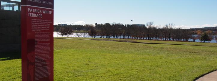 Patrick White Lawns, Parkes.