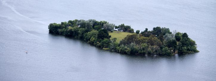 Springbank Island, Lake Burley Griffin.