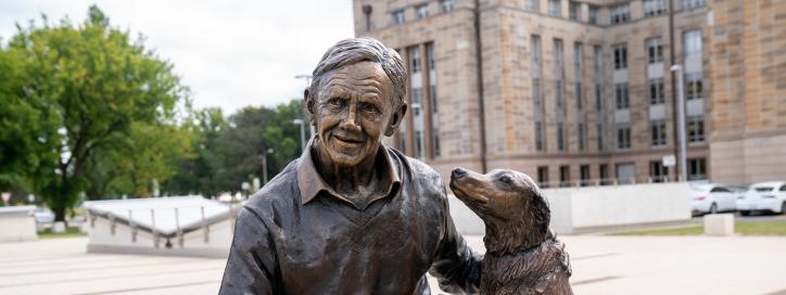 Sir John Gorton sculpture