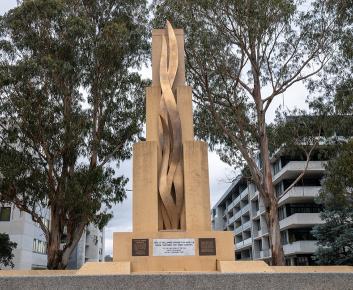 The Rats of Tobruk Memorial, Anzac Parade, Campbell. 