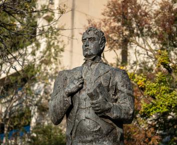 Sir Edmund Barton Memorial, Barton.