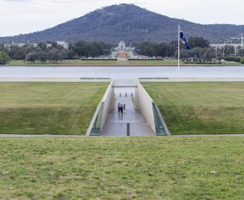 Commonwealth Place, Parkes. 