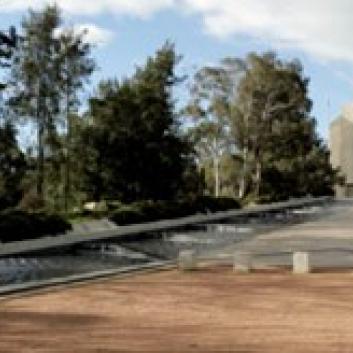 photo of High Court of Australia and National Gallery of Australia Precinct HMP.PDF